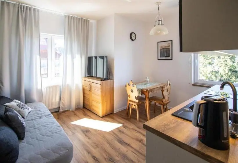 استودیوی استاندارد, 5 Wierchów Apartamenty