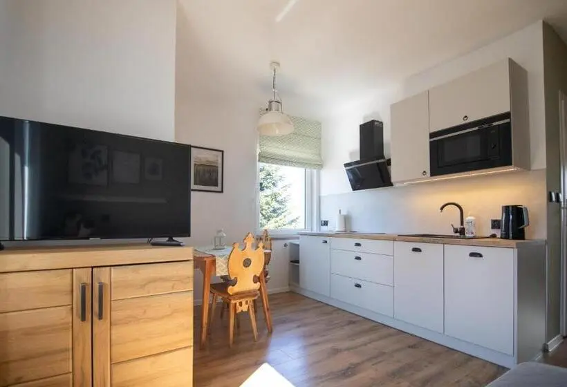 استودیوی استاندارد, 5 Wierchów Apartamenty