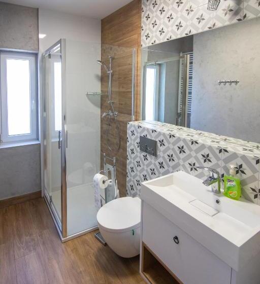 スタンダードスタジオ, 5 Wierchów Apartamenty