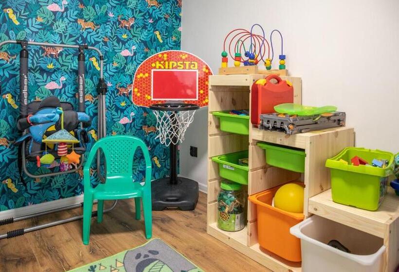 スタンダードスタジオ, 5 Wierchów Apartamenty