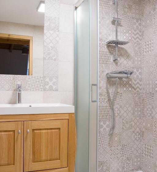 آپارتمان 1 خوابه با بالکن, Apartamenty Matuska