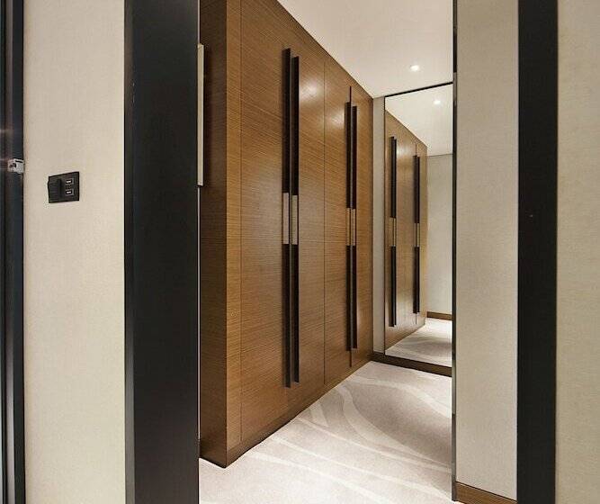 استودیوی استاندارد, Asiana Grand