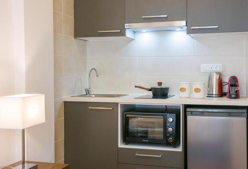 标准工作室, Elounda Colour Apartments