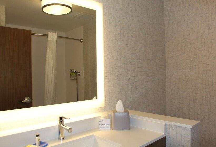 جناح, Holiday Inn Express & Suites   Phoenix   Airport North, An Ihg