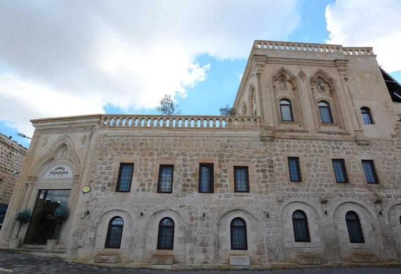 スイート, Shmayaa