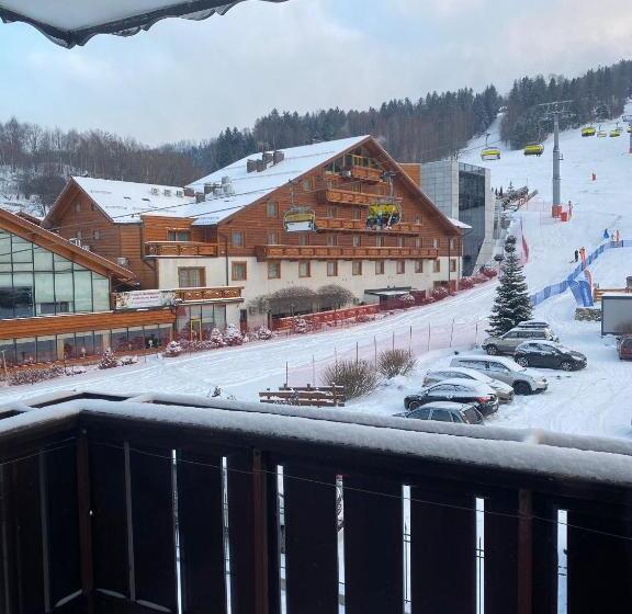 バルコニー付スタンダード4ベッドルーム, Villa Pod Skrzycznem