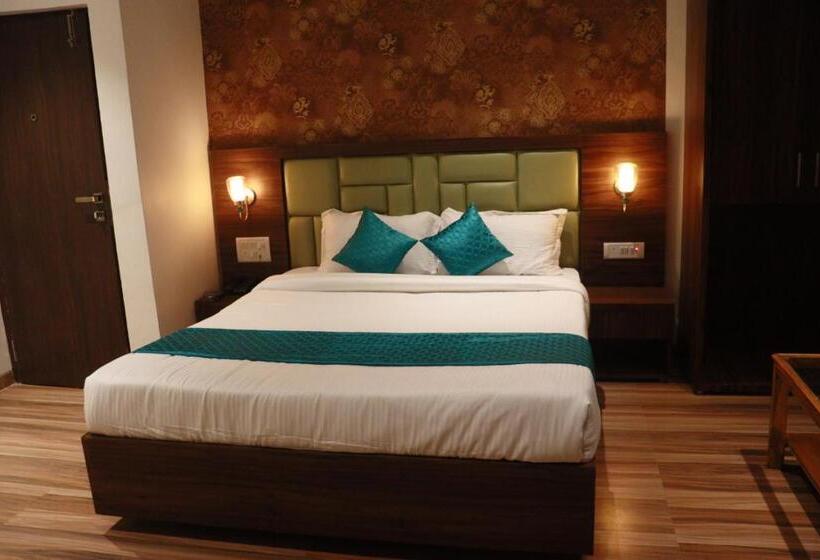 스탠다드 룸 킹사이즈 침대, Candor Amigo Airoli Mind Space