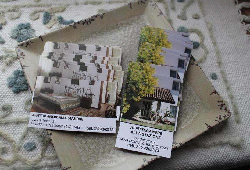 スタンダードトリプルルーム, Alla Stazione