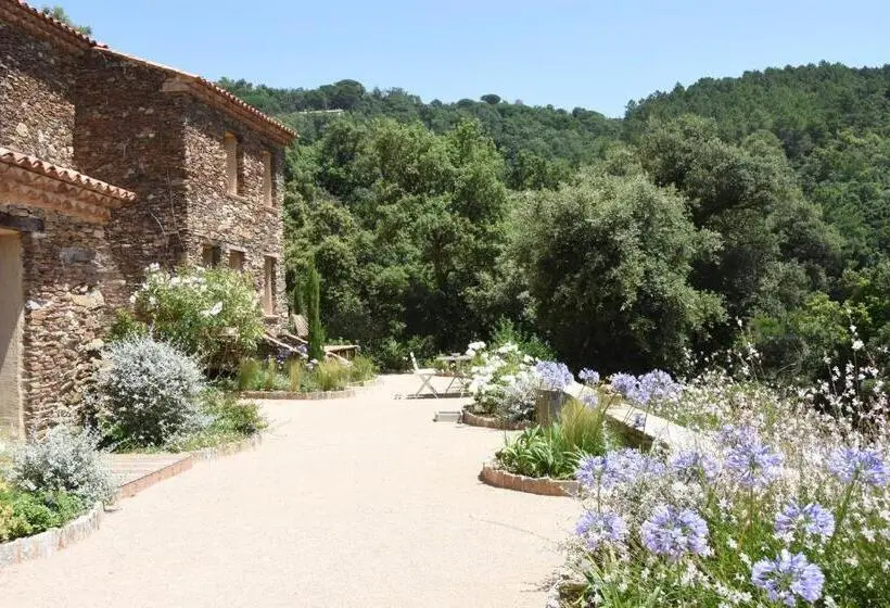キングサイズベッドのスタンダードルーム, Chambres D Hôtes Le Pontillaou