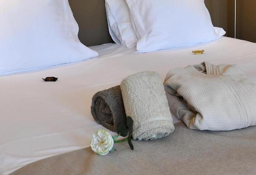 バルコニー付きスタンダードルーム, Chambres D Hôtes Le Pontillaou