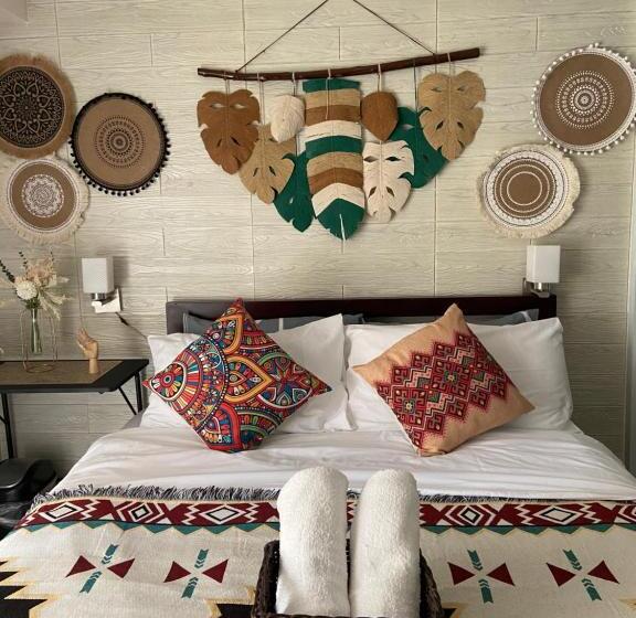 إستوديو قياسى, Tagaytay Prime Residence City Land