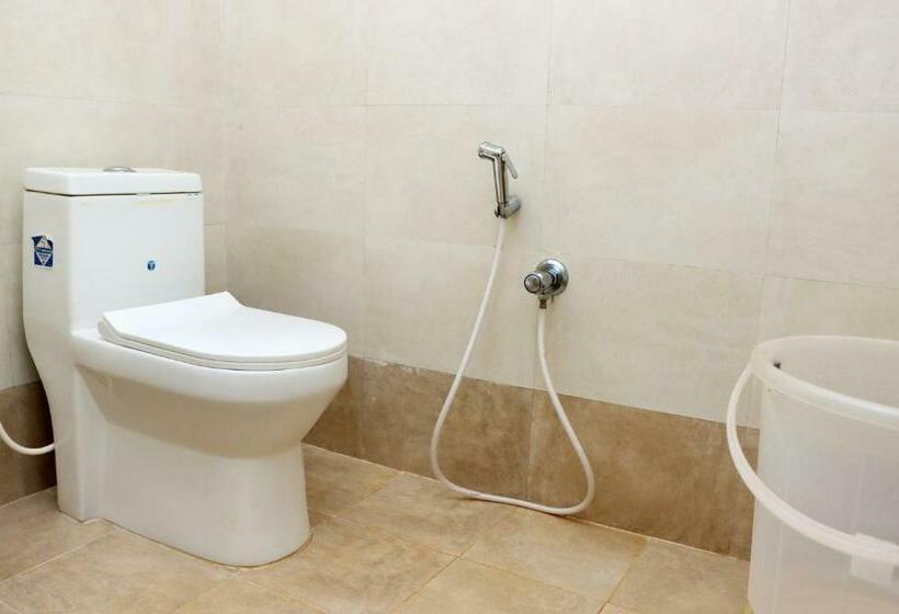 חדר סטנדרט נוף לבריכה, Auro Sunrise Resort Auroville