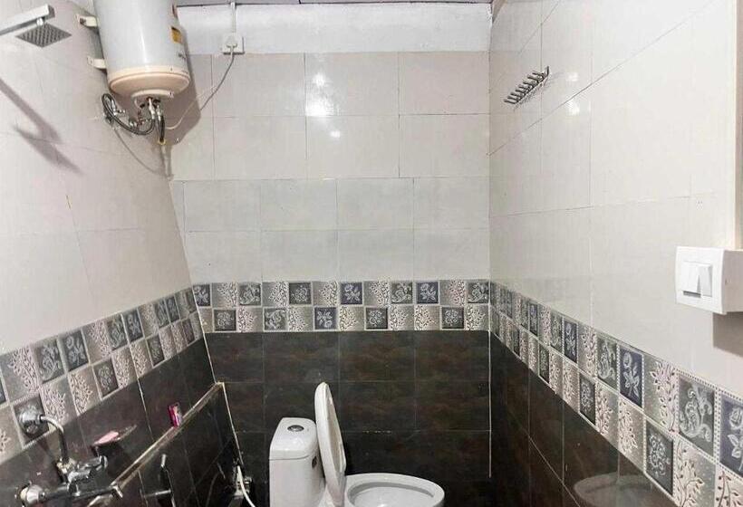 Трехместный Номер Классика, Oyo Flagship 80754 Silver Point