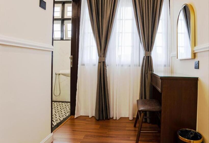 סטודיו משפחתי, Springhill Resort