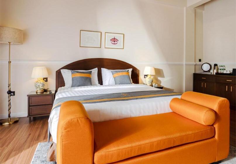 סטודיו משפחתי, Springhill Resort