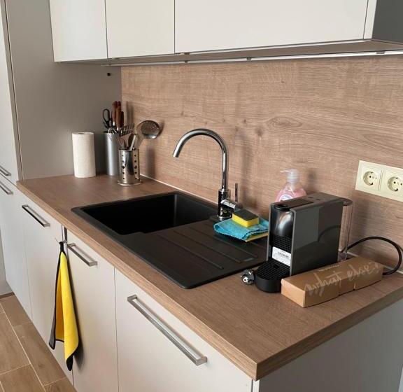 דירת חדר עם טרסה, 7th Sense Boutique Apartments