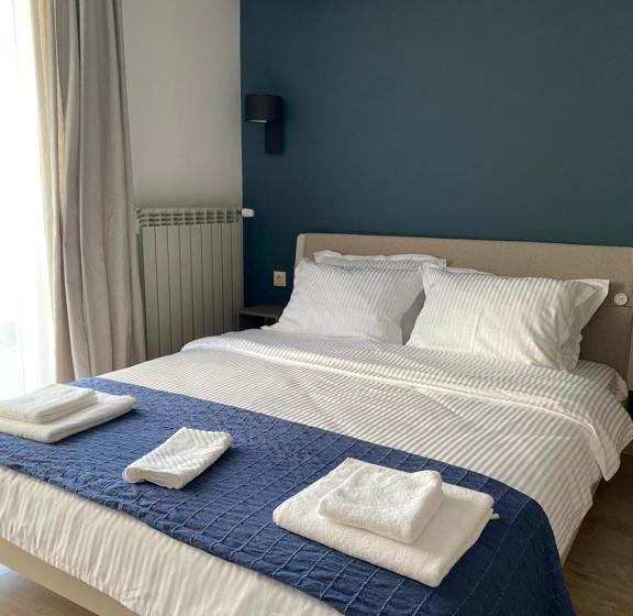 דירת חדר עם טרסה, 7th Sense Boutique Apartments