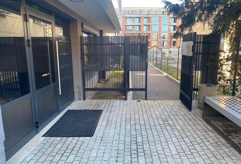 דירת חדר בקומת קרקע, 7th Sense Boutique Apartments