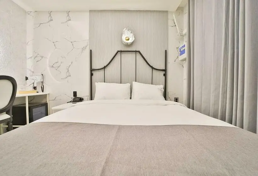 デラックスルーム, Daegu February Hotel Lions Park