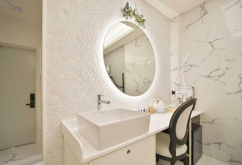 Номер Deluxe, Daegu February Hotel Lions Park