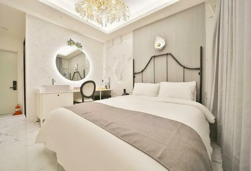 デラックスルーム, Daegu February Hotel Lions Park