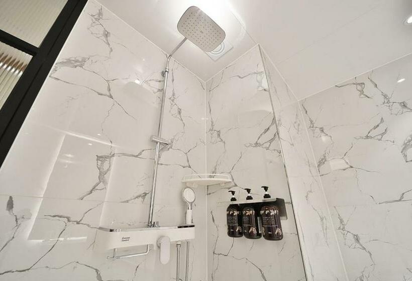 Люкс, Daegu February Hotel Lions Park