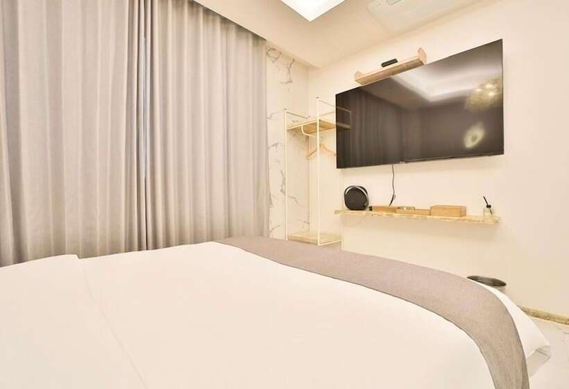 Номер Deluxe, Daegu February Hotel Lions Park