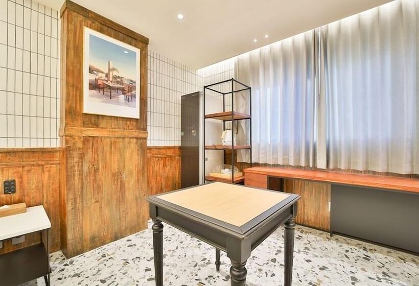 Люкс, Daegu February Hotel Lions Park