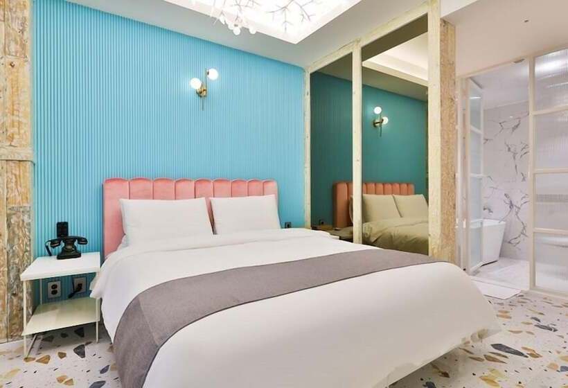 Люкс, Daegu February Hotel Lions Park