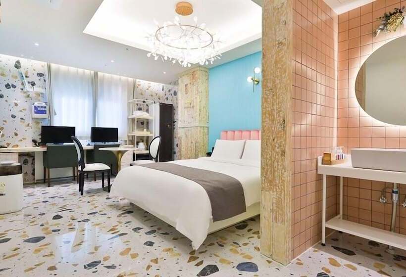 Люкс, Daegu February Hotel Lions Park