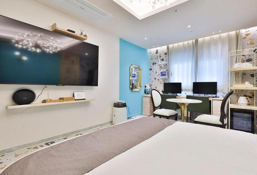 Люкс Повышенной Комфортности, Daegu February Hotel Lions Park