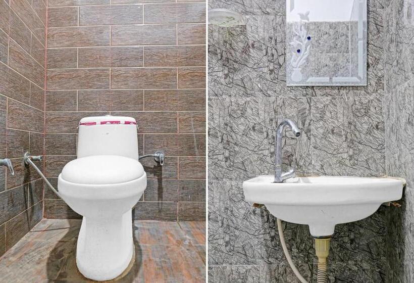 غرفة كلاسيكية ثلاثية, Flagship Rajaram Singh Blessing Garden And