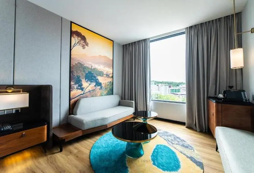 سوئیت جونیور با تخت بزرگ, Mercure Miri City Centre