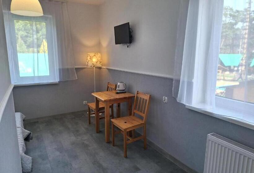 غرفة عائلية, Leśne Zacisze