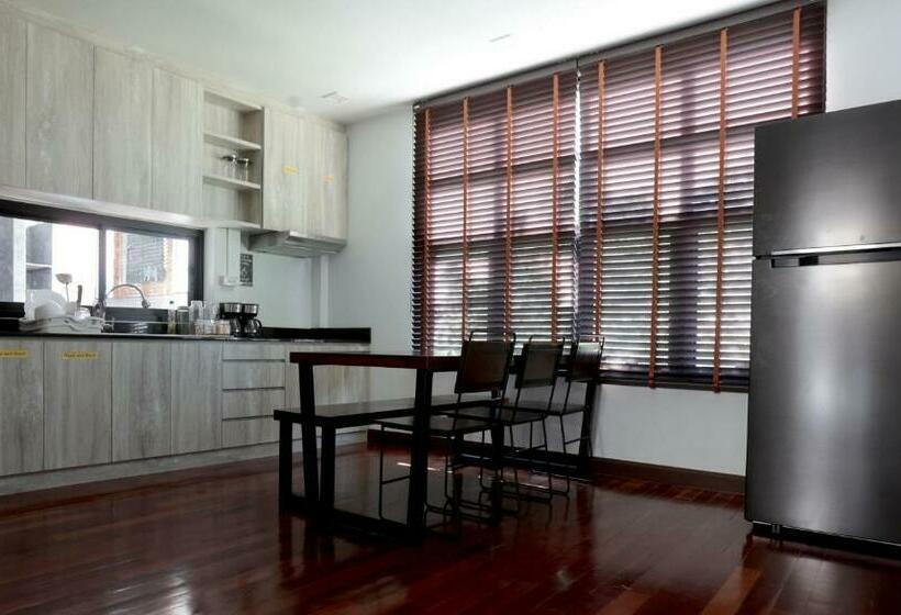 标准间, Tartar & Nay Hostel