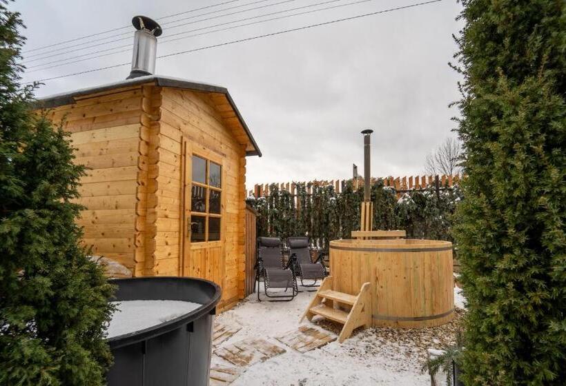 דירת שלושה חדרים, Wellness Apartmány Vila Republika