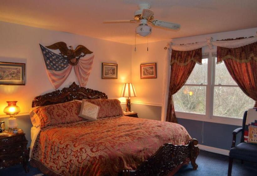 Quarto Estandar Cama King, Blue Mountain Mist Country Inn