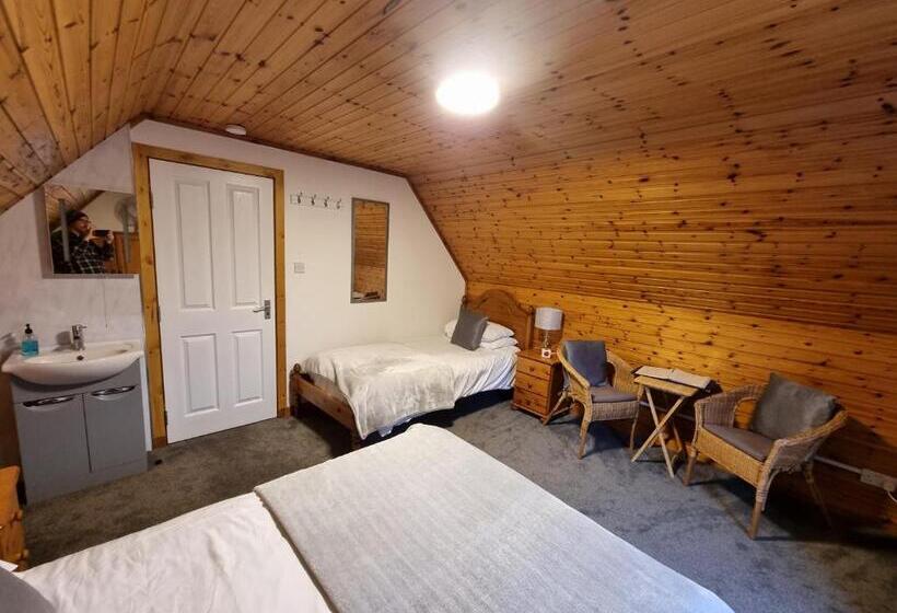 חדר סטנדרט לשלושה, Carn Mhor Bed And Breakfast