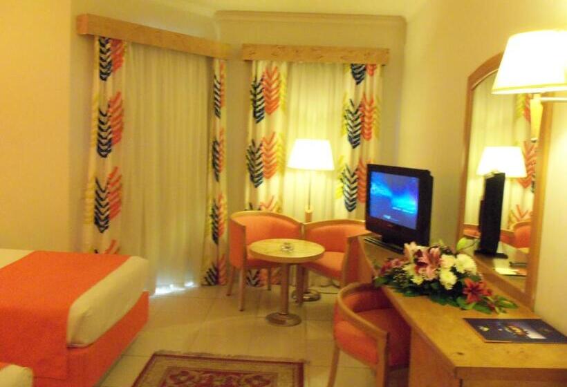 اتاق سوپریور با چشمانداز باغ, Gafy Resort Aqua Park