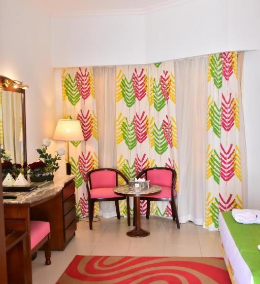 اتاق لوکس با چشمانداز دریا, Gafy Resort Aqua Park