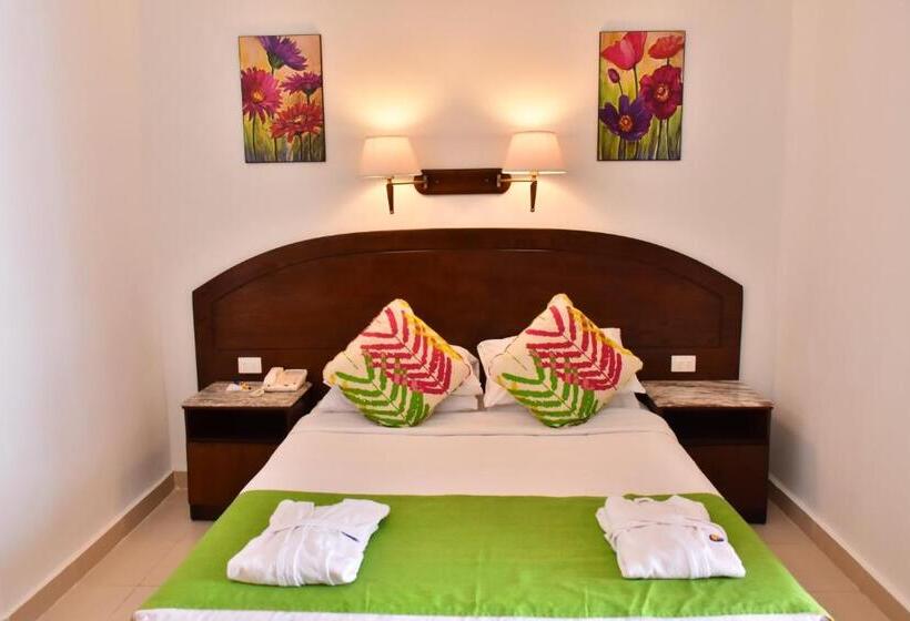 اتاق لوکس با چشمانداز دریا, Gafy Resort Aqua Park