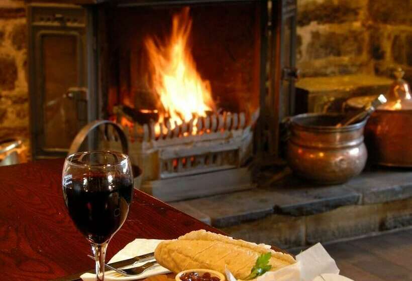 스탠다드 룸, Haworth Old Hall