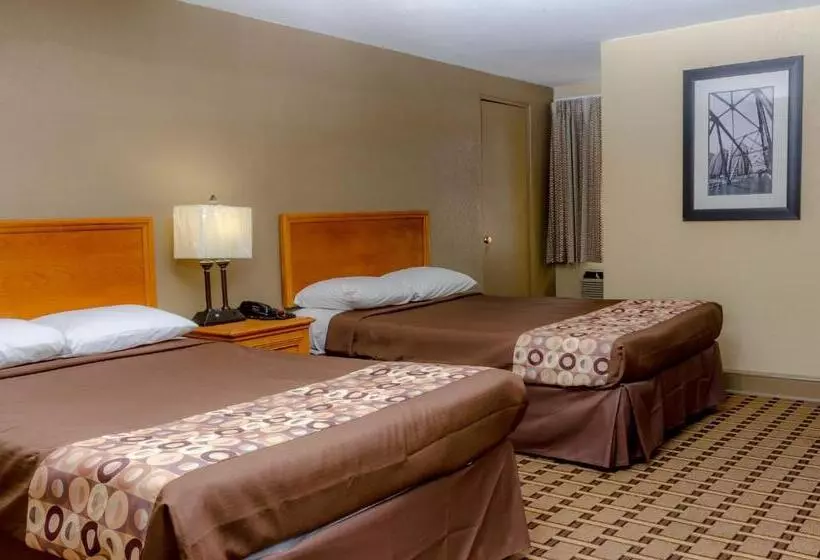 ２ダブルベッドのスタンダードルーム, Relax Inn   Bryson City