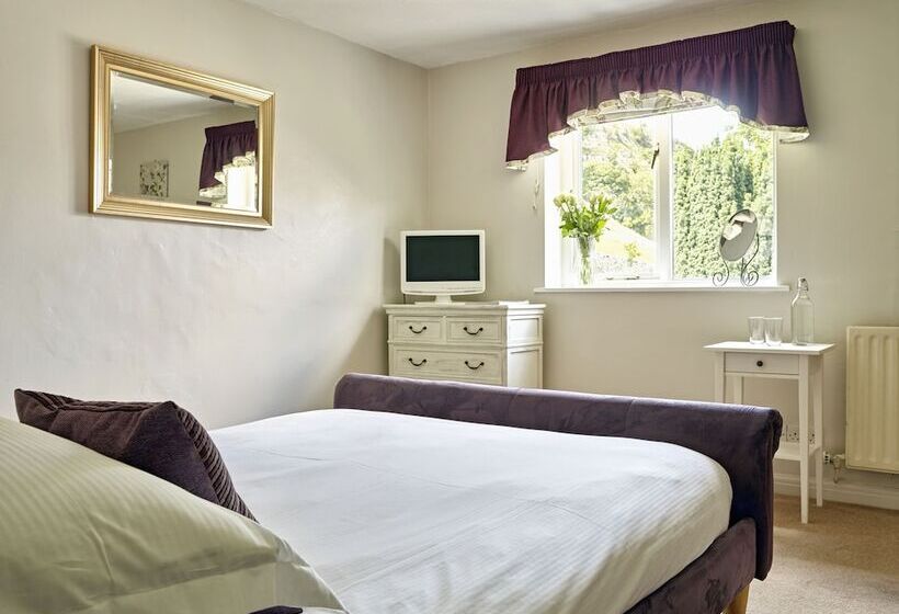 스탠다드 룸, Tennant Arms