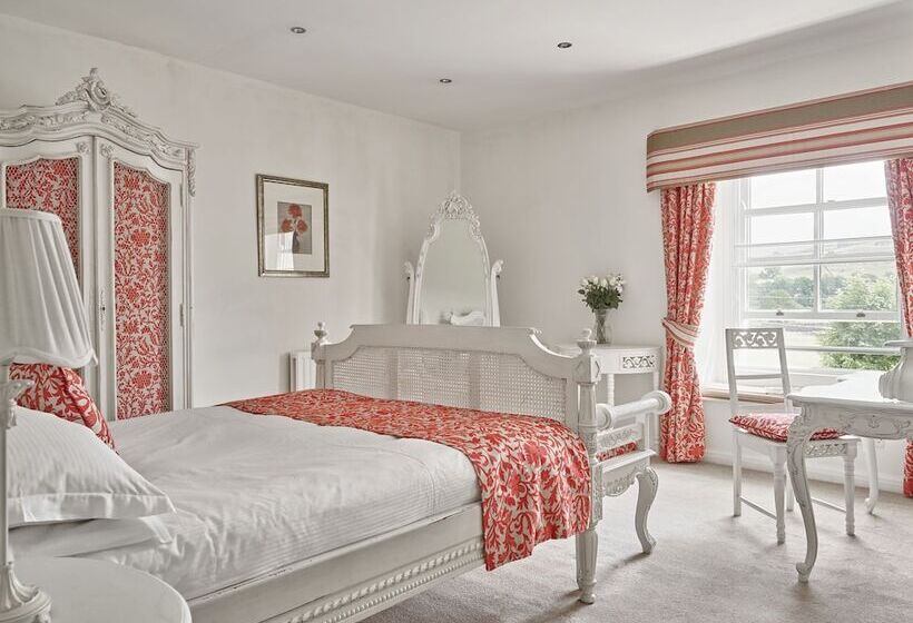 디럭스 룸, Tennant Arms