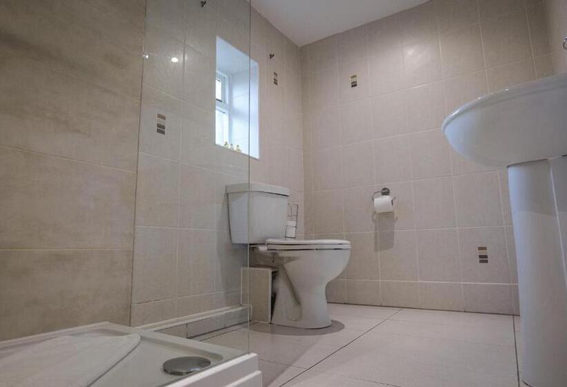 اتاق استاندارد, Anglers Arms