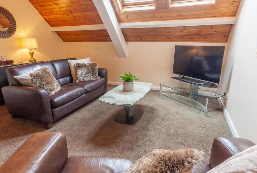 آپارتمان 1 خوابه, Anglers Arms