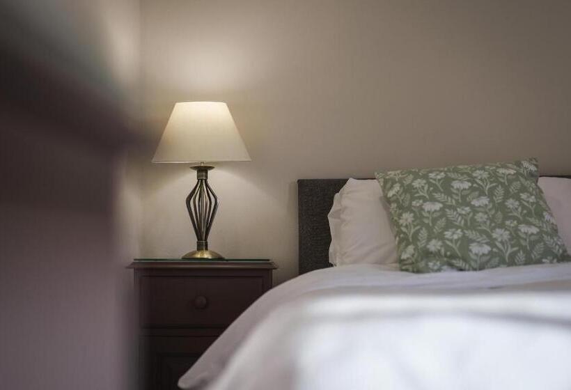 اتاق استاندارد, Anglers Arms