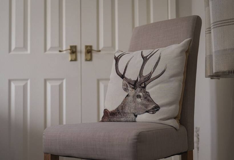 اتاق استاندارد, Anglers Arms