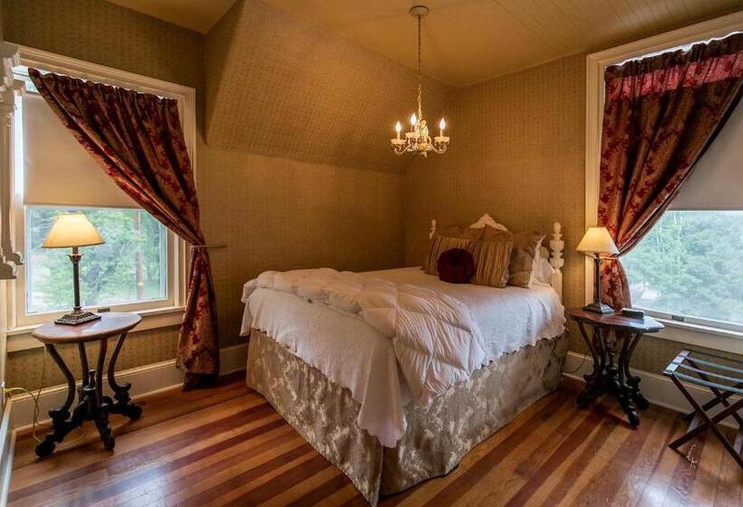 디럭스 스위트, Mccloud River Bed And Breakfast